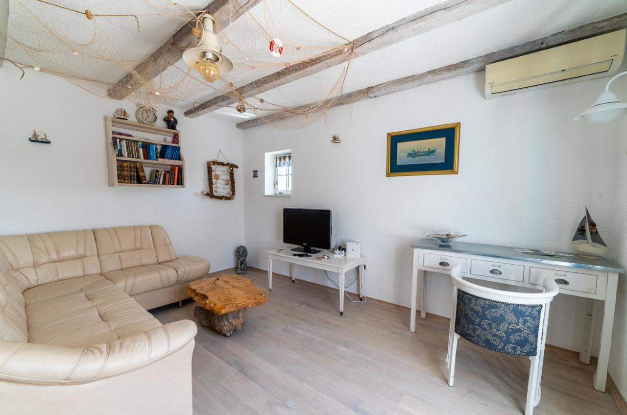 Julijud, Heated Pool, Jacuzzi, Dome And Sauna Brajkovici  المظهر الخارجي الصورة